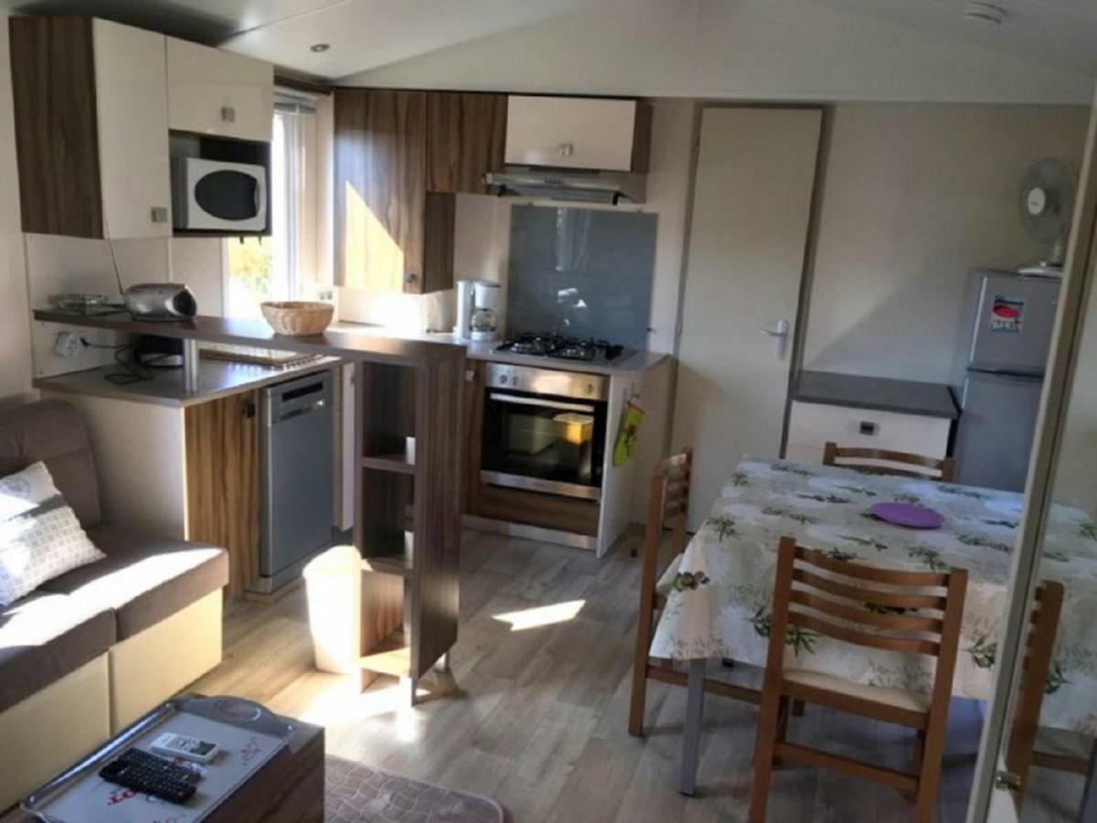 Gastes Mobile Home Ht De Gamme Climatise Dans Le Camping **** De La Reserve المظهر الخارجي الصورة
